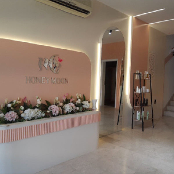 Honeymoon Beauty Salon